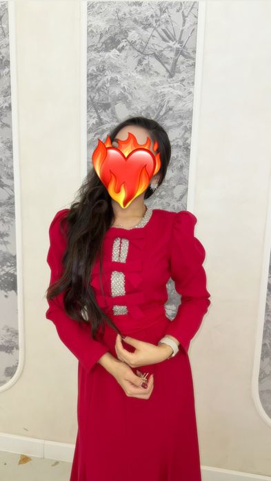 Продам платье на праздник