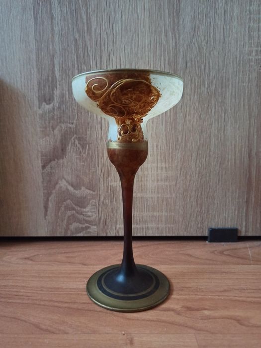 Sfesnic sticla mata decorata manual Arc ( France)