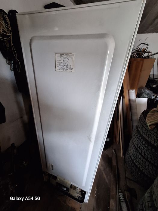 Продам рабочий холодильник, самсунг