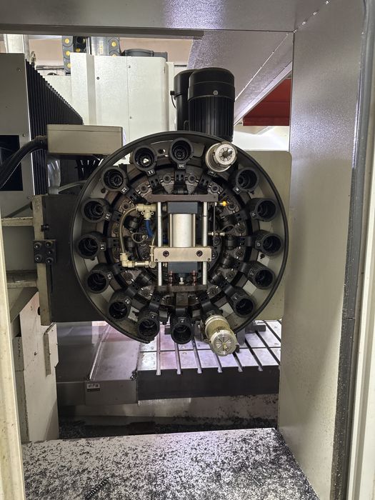 Фрезерный станок с ЧПУ Fanuc