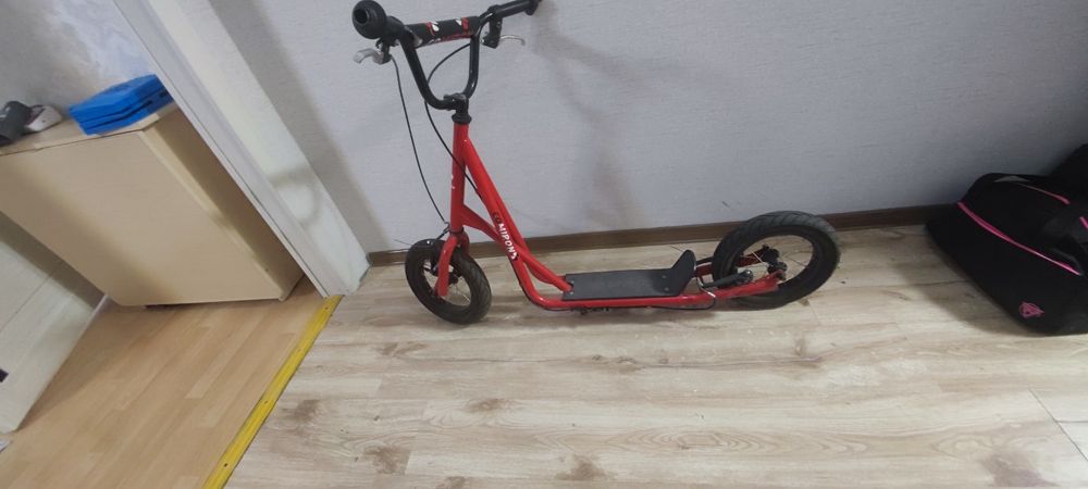 Самокат детский.