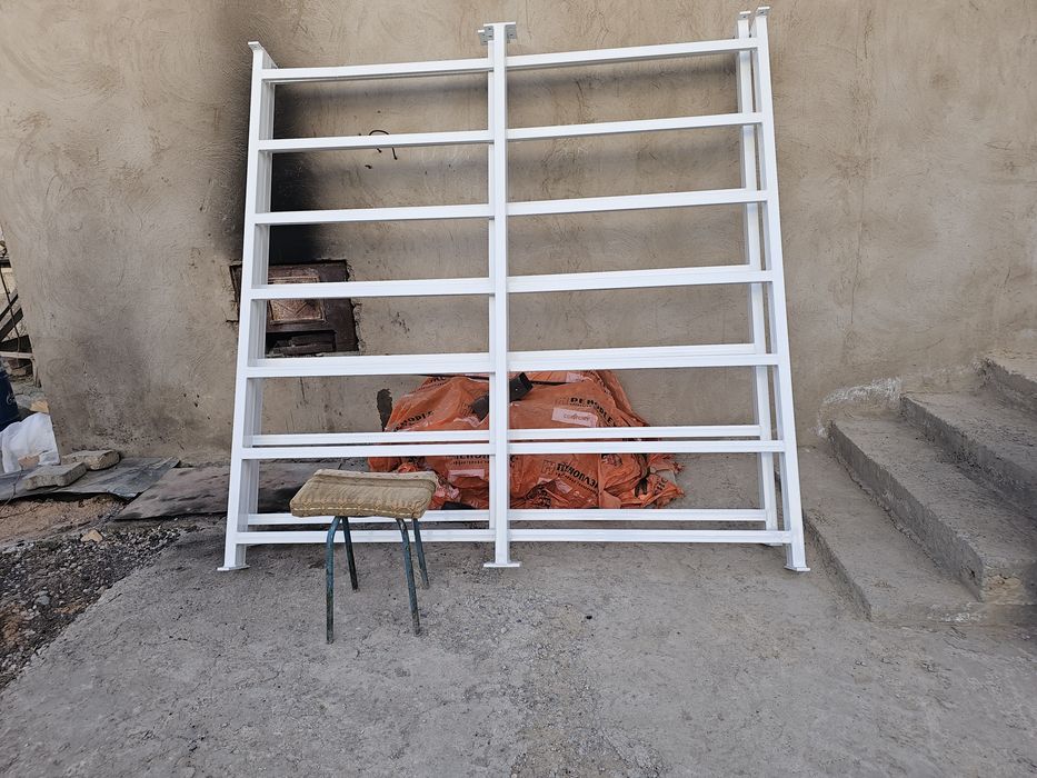 Кровать в стиле лофт