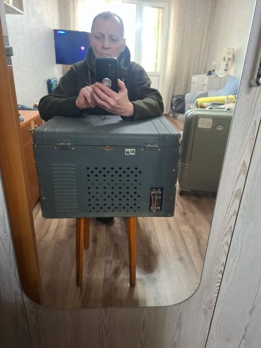 Продам старинный Ретро магнитофон