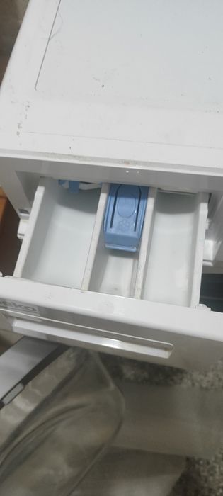 Продавам пералня BEKO