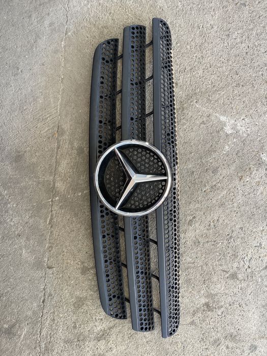 Решетка преден капак и  високоговорители за Mercedes W163