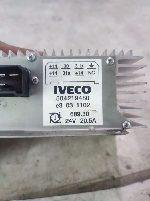 Transformator convertor tensiune 504219480 IVECO Stralis generatia [2