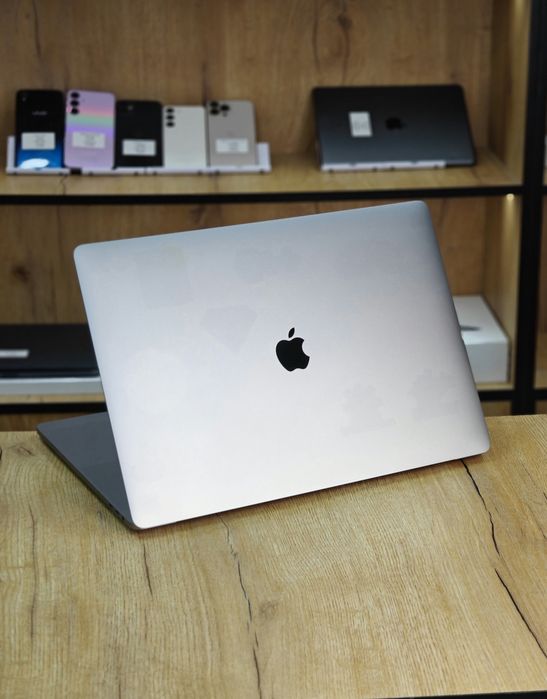 MacBook Pro 16 | Core i7 | 32Gb ОЗУ | 512гб | TouchBar Apple