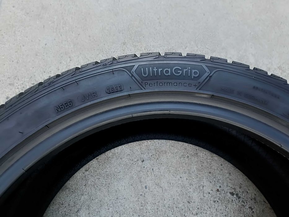 O anvelopa iarna 235 45 19 Goodyear Ultragrip Performance 9 mm 2922