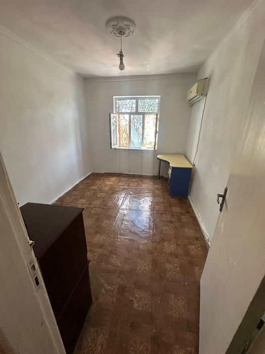 Каршы продаю  квартиру