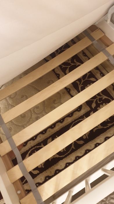 Продается детская кровать в отличном состоянии  Ikea.