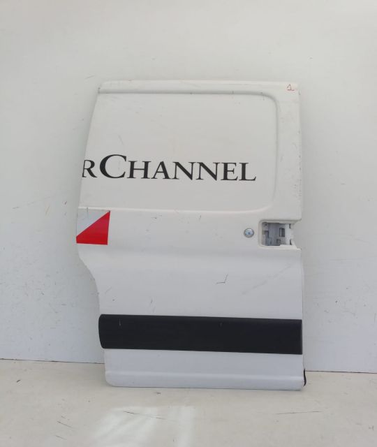 Usa culisanta Peugeot Partner prima generatie seria