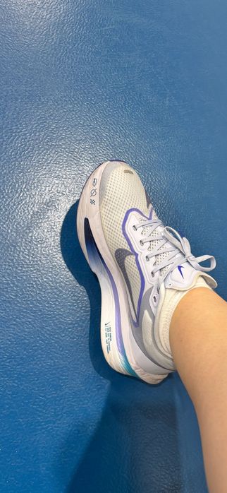 Adidași nike  performance zoom fly 6