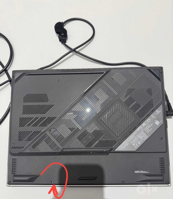 ASUS ROG Strix G16/i9-14900HX/ RTX 4060/ 2K 240 (Korpusi defekti bor)