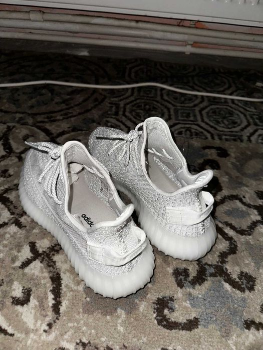 Yeezy 350 V2 White