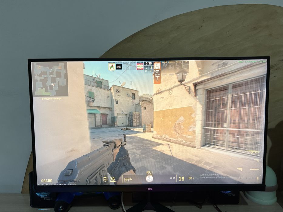 Мощый игровой компьютер полностью в сборе