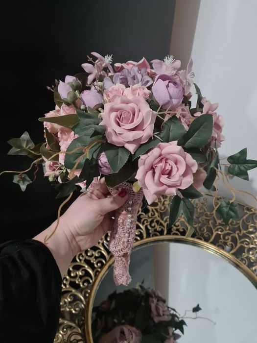 Vand Buchet  nou de mireasa din flori artificiale