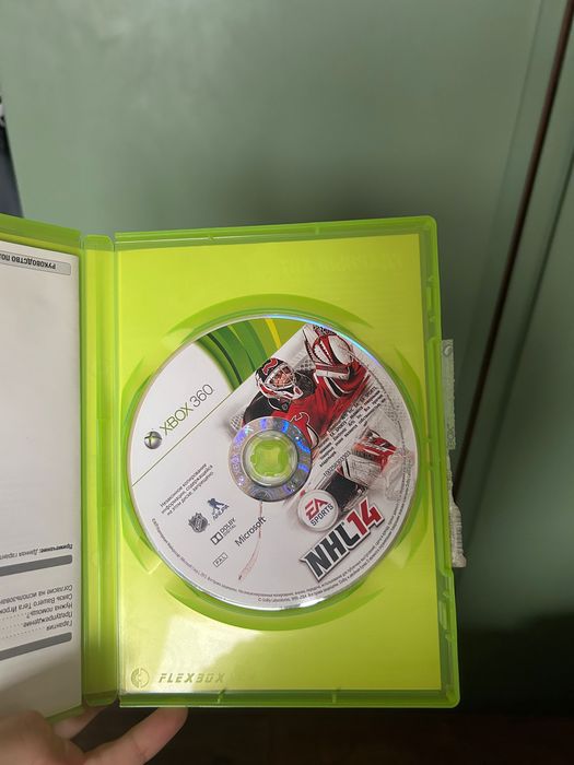Игра NHL 14 на Xbox 360