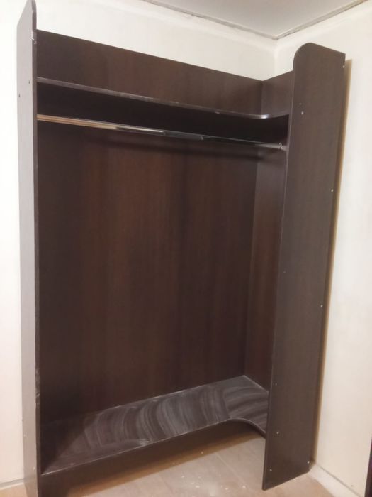 Отдам даром мебель