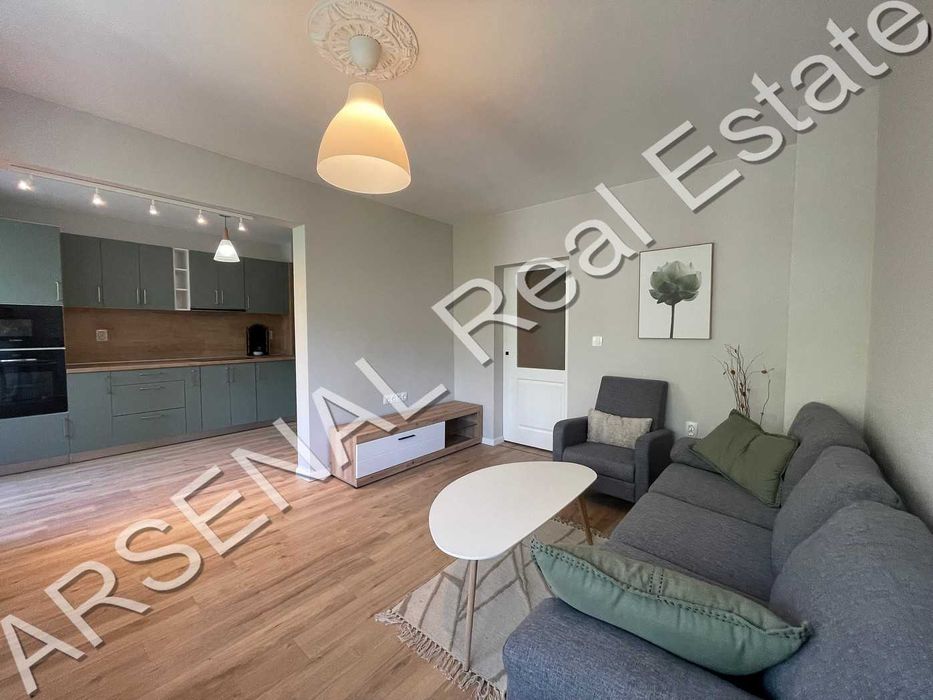 Дава се под наем Тристаен апартамент в София, Красно село - 114 кв.м за 750 € - Снимка #12