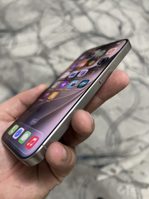 Iphone 15 Pro Natural