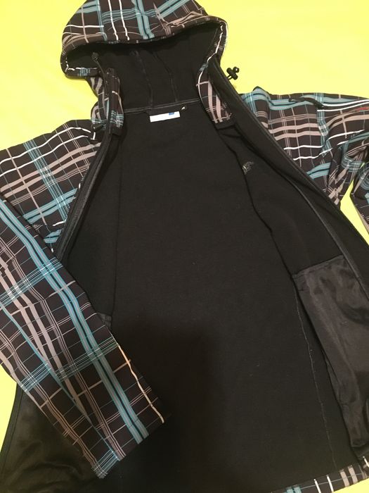 Красиво яке S 10 лв