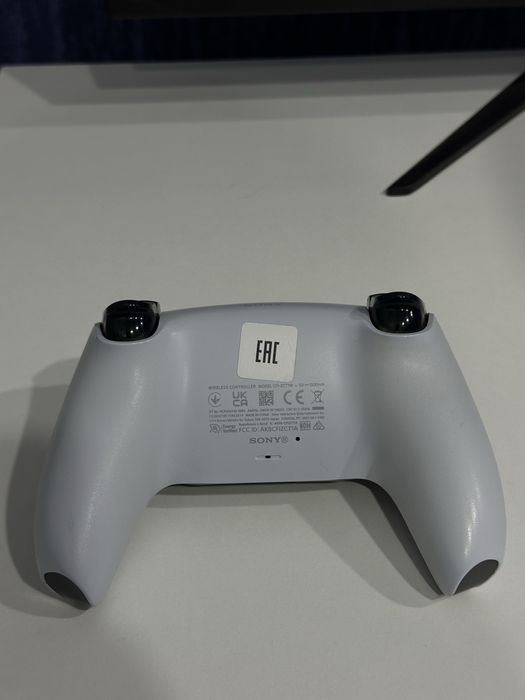 Продаю PlayStation 5 (PS5) в идеальном состоянии!