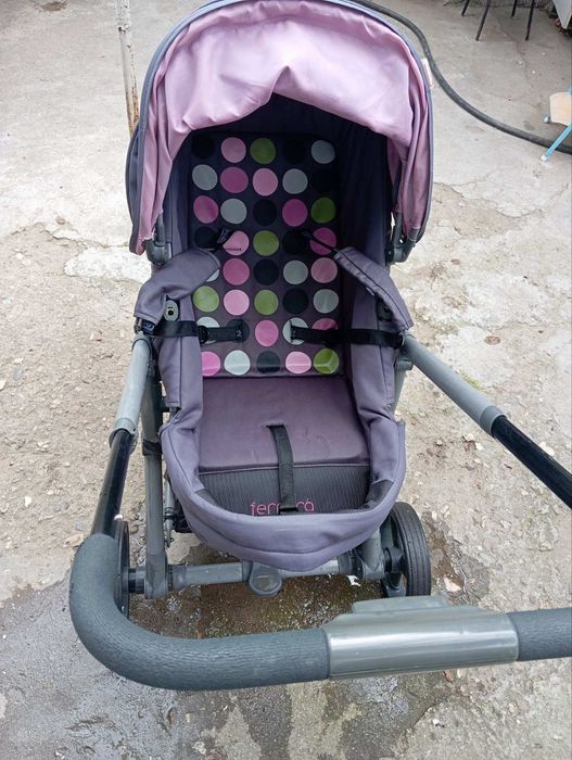 Бебешка количка Chipolino