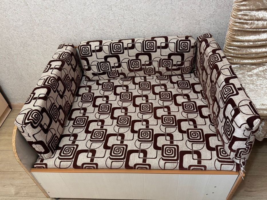 Раскладной диван-кушетка