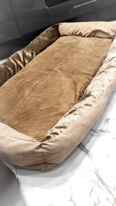 Лежанка для больших собак. Лежак