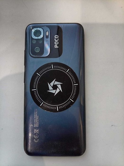 Продам смартфон срочно