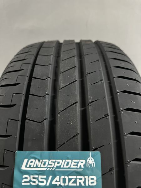 Нови летни гуми LANDSPIDER UHP 255/40R18 99Y XL БОРД 2554018
