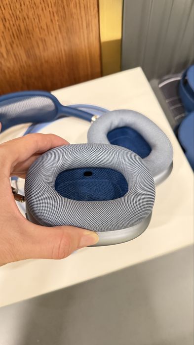 Apple airpods max gen 1