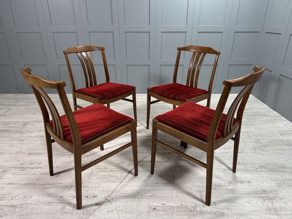 Винтидж трапезни столове от 70-те К070