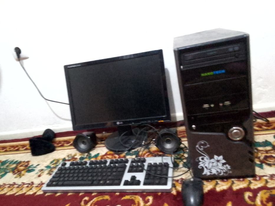 LG kompyuter sotiladi, srochna.