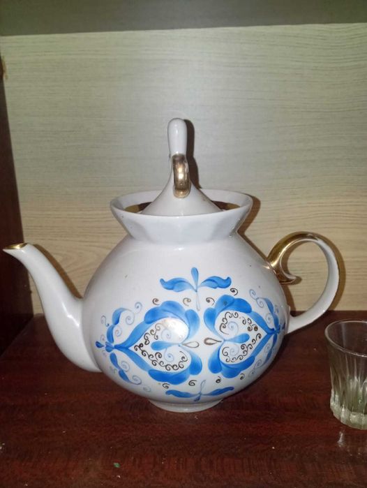 Чайник фарфоровый 1 литр