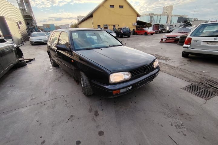 Usa / Portiera fata stanga Volkswagen VW Golf 1996 1.6 MT (75 hp)