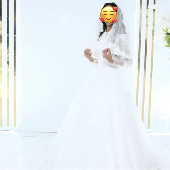 Продам свадебные платья