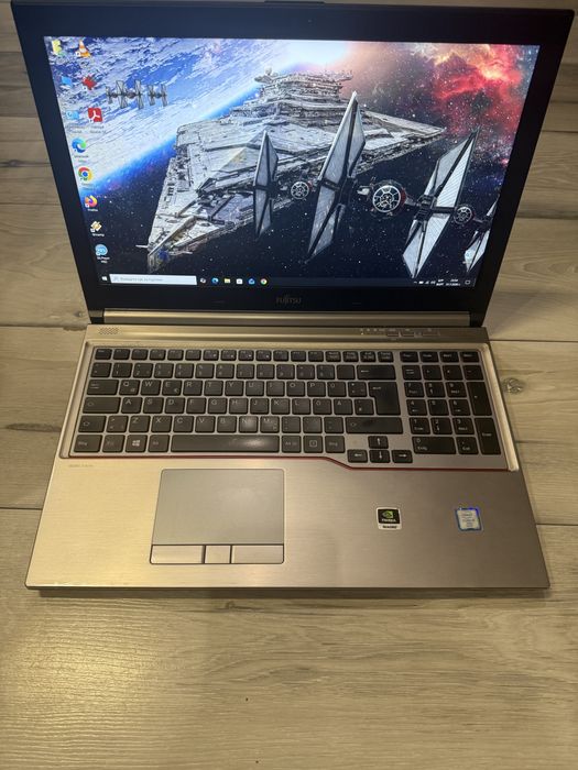 Fujitsu Celsius H760-i7 6820HQ/16гб/256гб м.2+500гб/Quadro M2000M