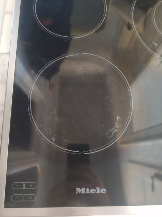 Plita vitroceramica Miele
