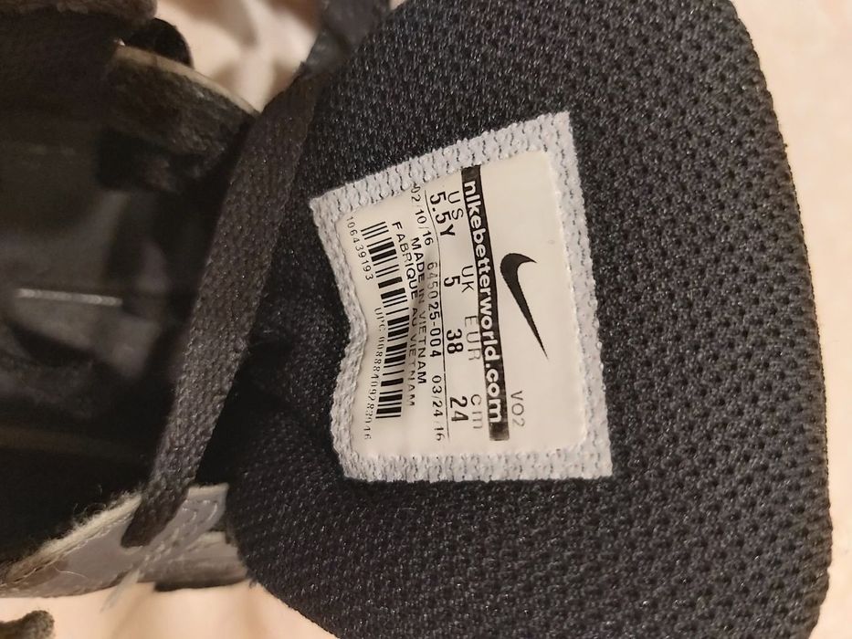 Продаю кроссовки air Jordan