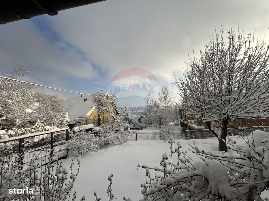 Casă cu 3 camere in Baia Sprie cu priveliste asupra orasului.