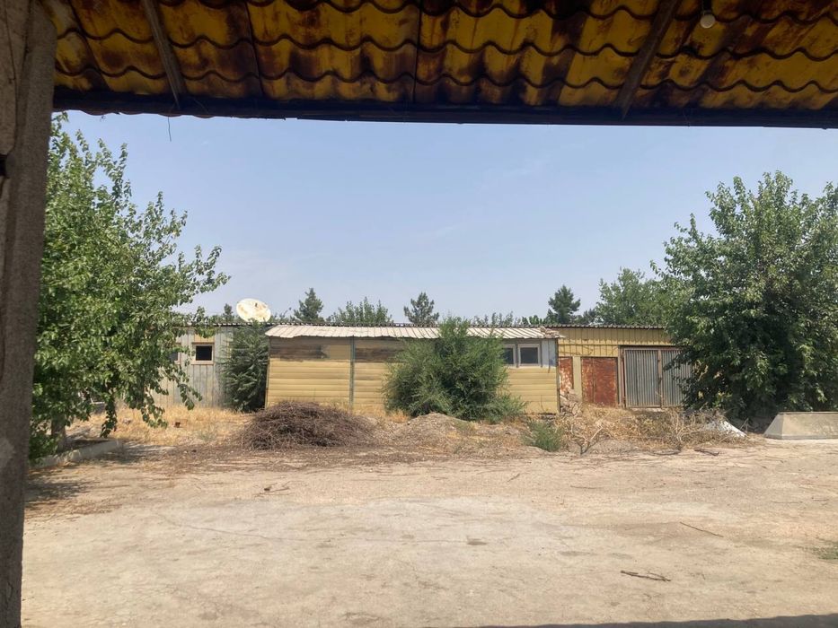 Срочно нотурар йер жой сотилади