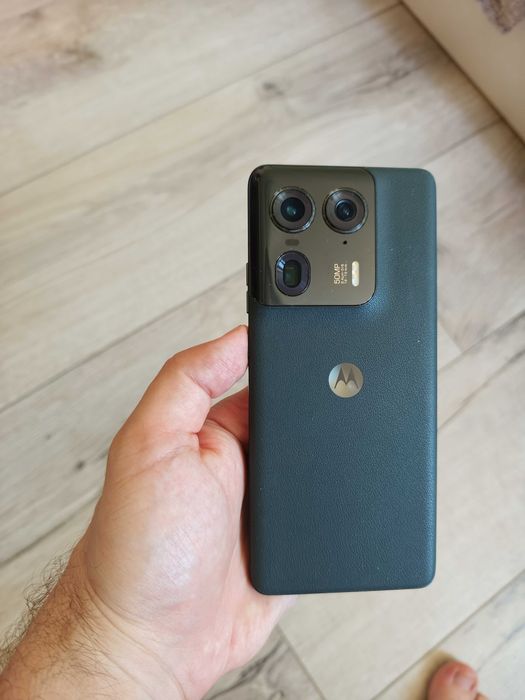Motorola Edge 50 Ultra, 1TB, 16GB RAМ - Forest Grey - в гаранция