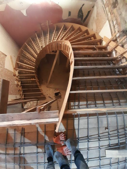 Битонли леснитца навоий