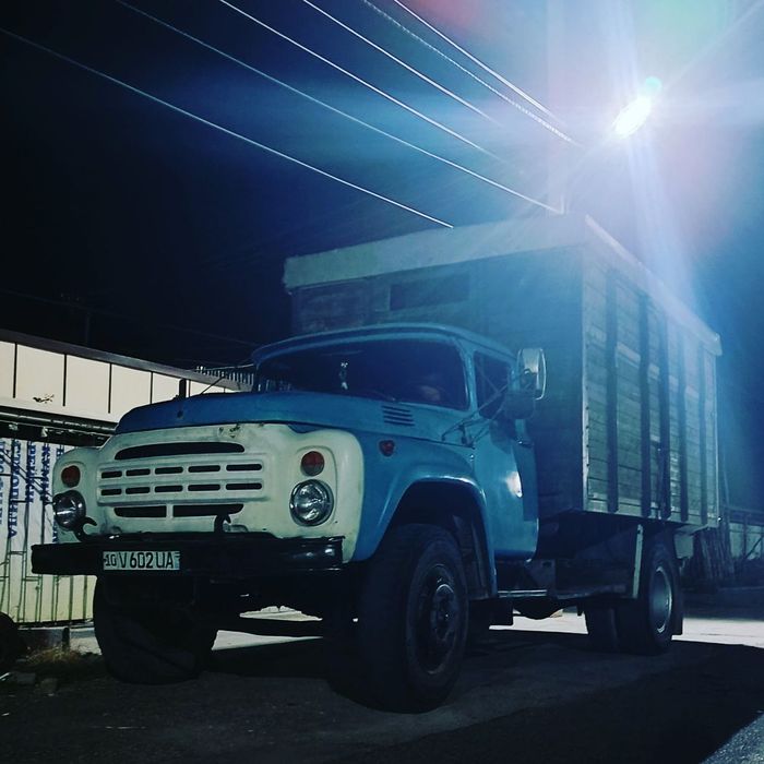 Zil 130 yuk furgoʻn