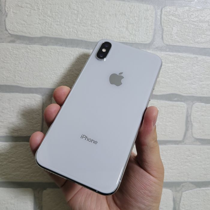 IPhone XS  64 GB
