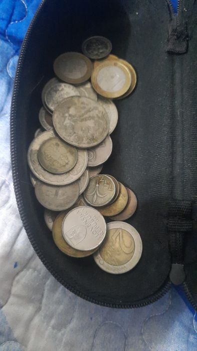 Небольшая коллекция монет из разных стран