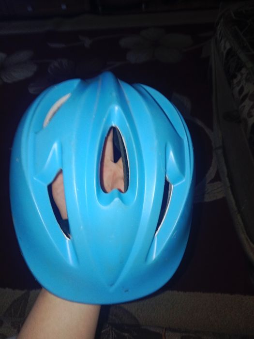 Продам шлем велосипедный