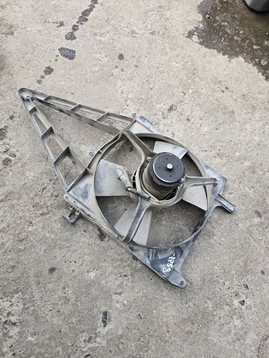 Вентилятор охлаждения Опель Астра Ф Opel Astra F