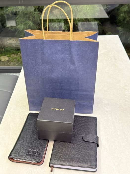 Podarka soat koshelok bloknot nabor